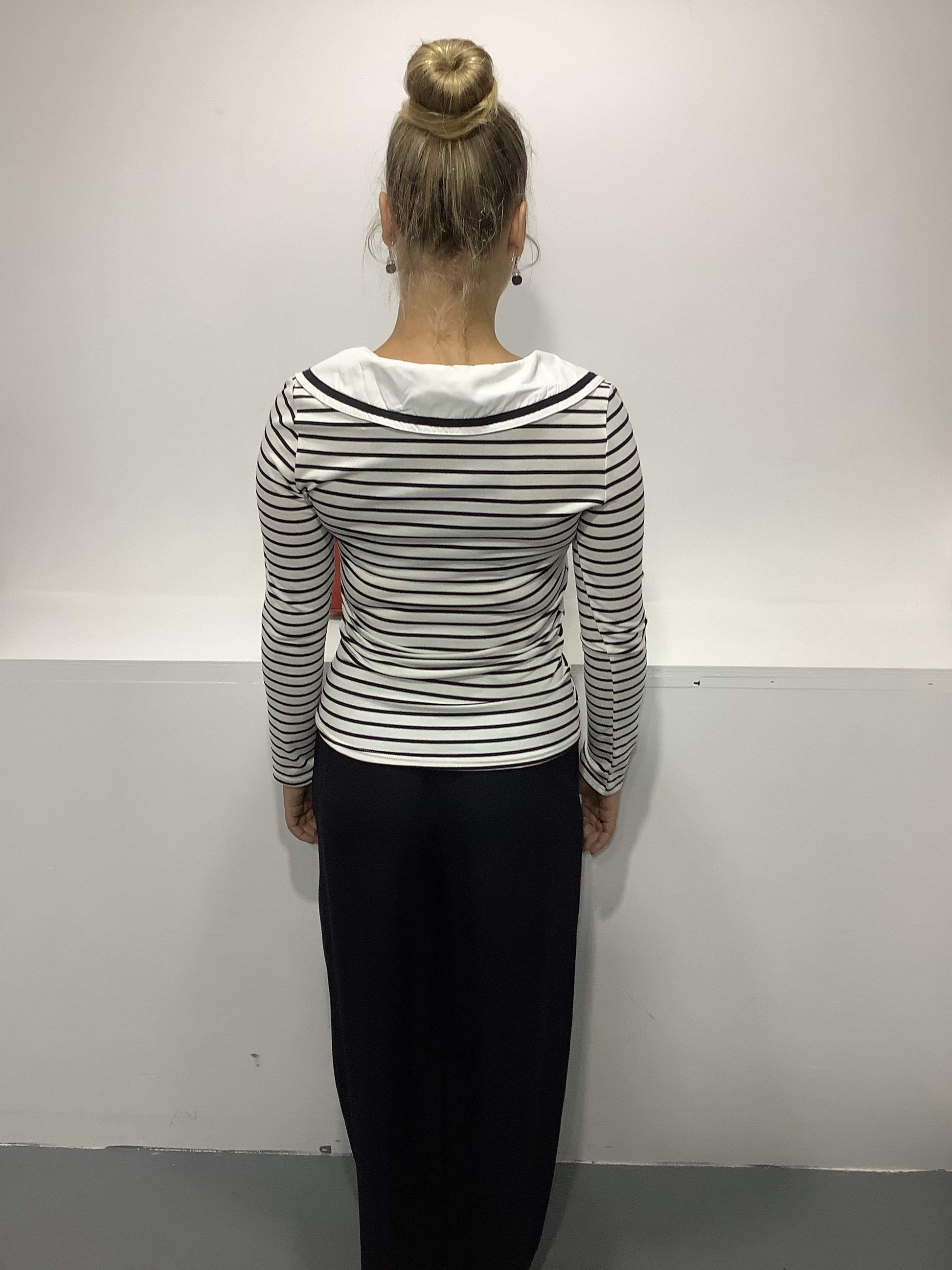 STRIPED TOP-Bitter and Better-fashion,gestreept,gestreepte top,matrozen kraag,streep,striped,striped top,sustainable,vintage,zwart wit,zwart witte top